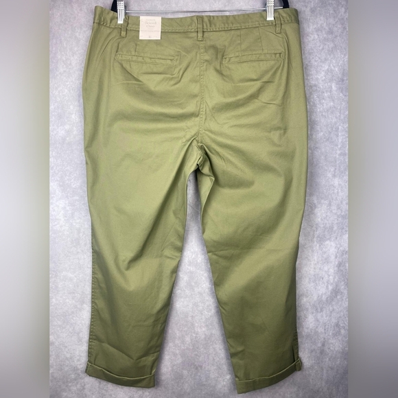 Talbots Relaxed Chino Pants  Women's Size 16  Green  Mid-Rise - Picture 3 of 9